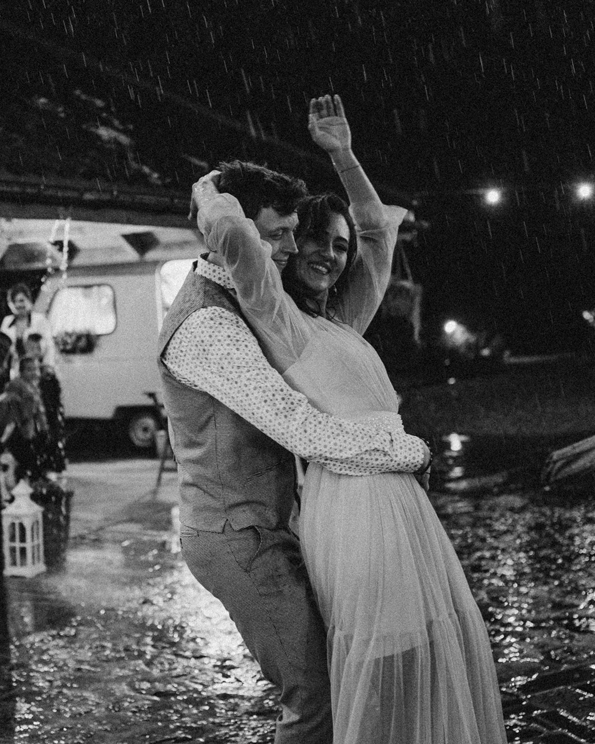 Sekwencja kadrów z dnia ślubu - film poklatkowy z wesela